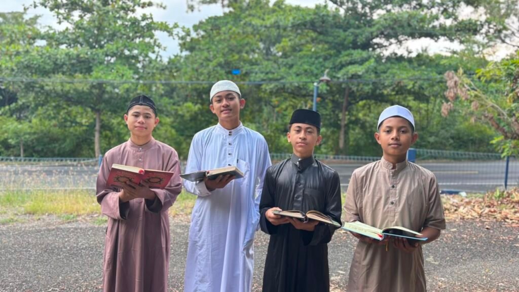 Filter Budaya Luar