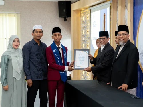 Tasyakuran dan Pelepasan Santri