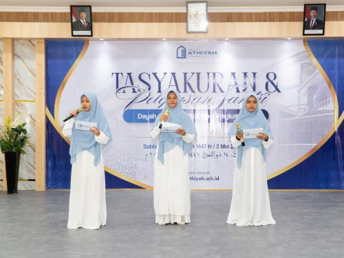 Tasyakuran dan Pelepasan Santri