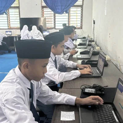 Lab Komputer 5